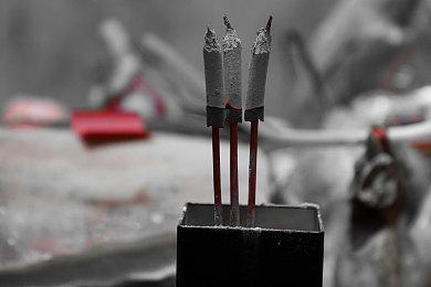 好评艺术解谜游戏《纪念碑谷1&2》4月15日登陆主机平台